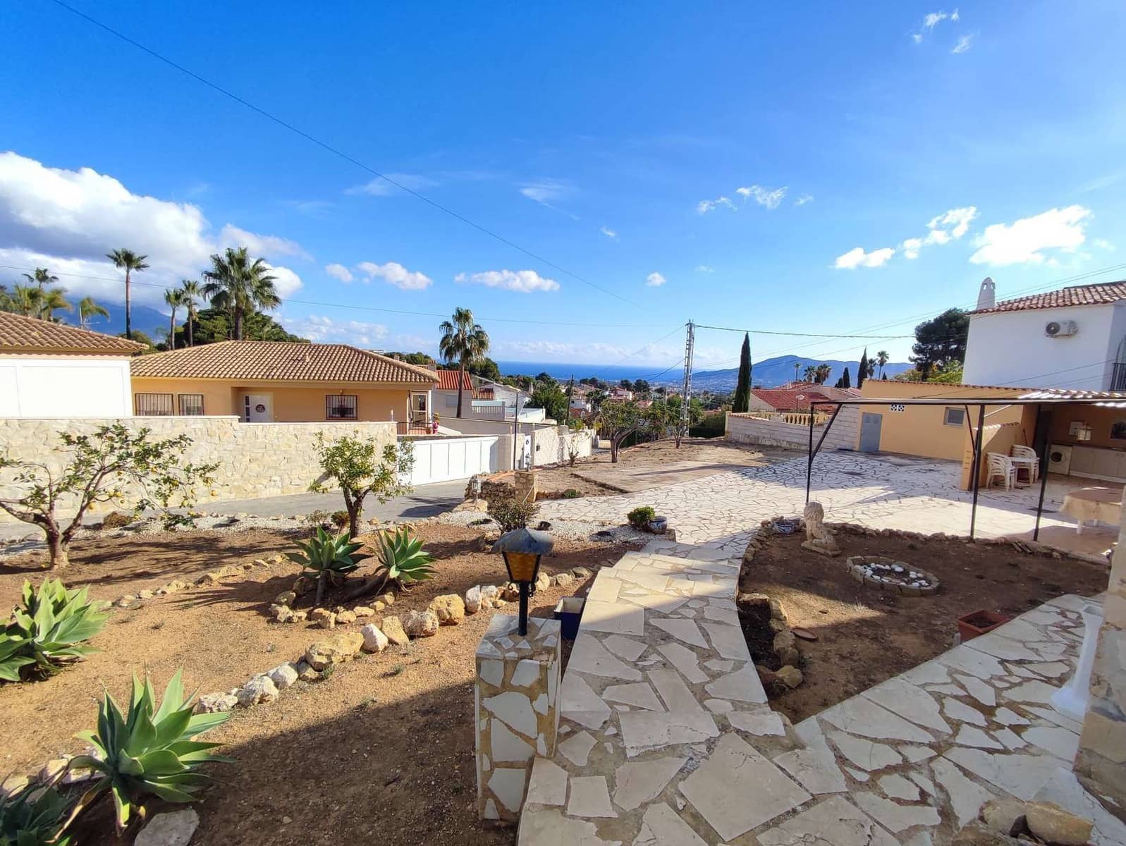 4 soverom Villa til salgs i La Nucia med garasje - € 375 000 (Ref: 10184208)