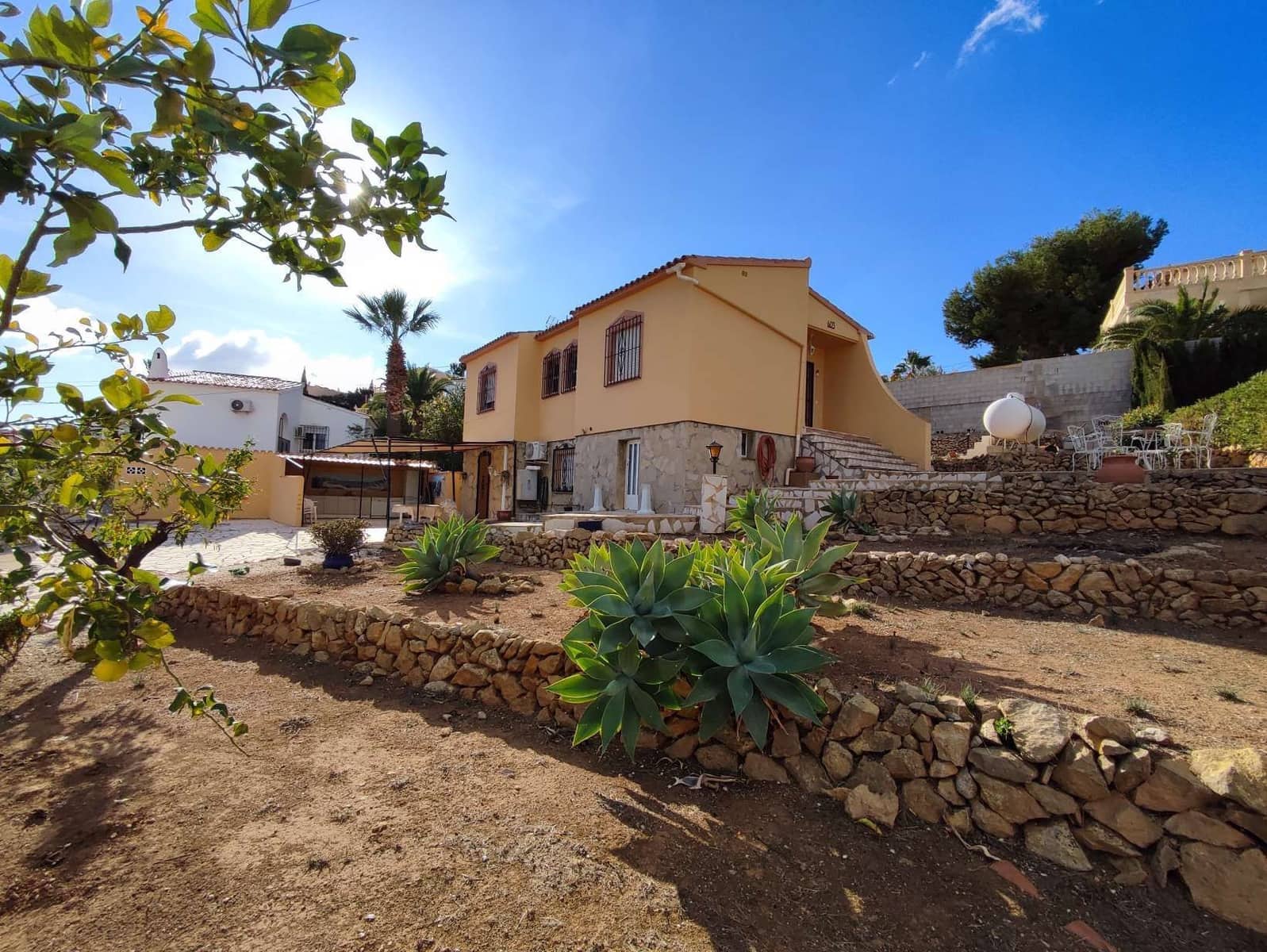 4 soverom Villa til salgs i La Nucia med garasje - € 375 000 (Ref: 10184208)