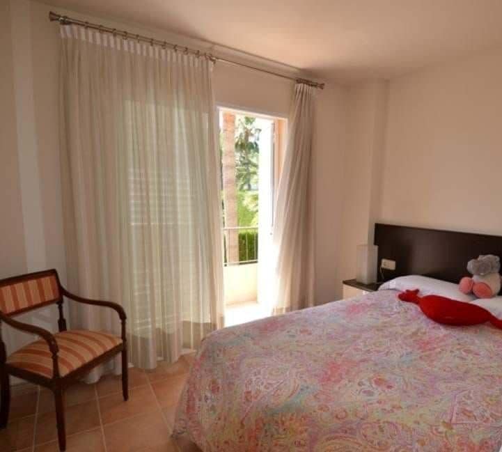 4 slaapkamer Villa te koop in Benidorm met zwembad garage - € 950.000 (Ref: 6989832)