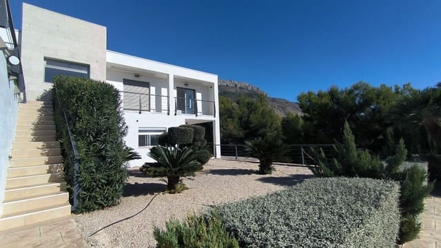 5 quarto Moradia para venda em Altea com piscina garagem - 1 100 000 € (Ref: 7983993)