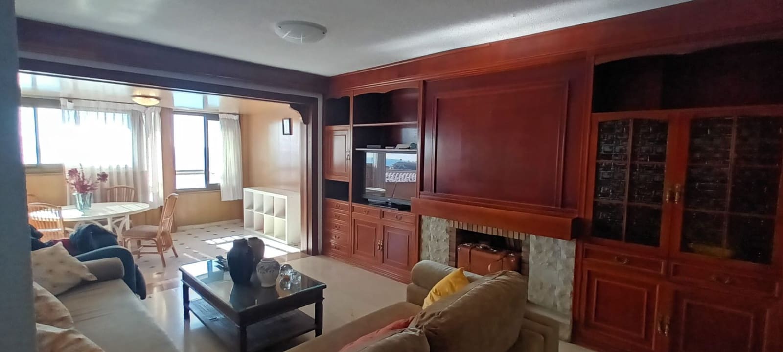 4 bedroom Flat for sale in Benidorm with garage - € 555,000 (Ref: 8072650)