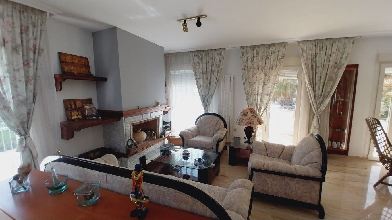 5 bedroom Villa for sale in Benidorm with pool - € 735,000 (Ref: 8449886)