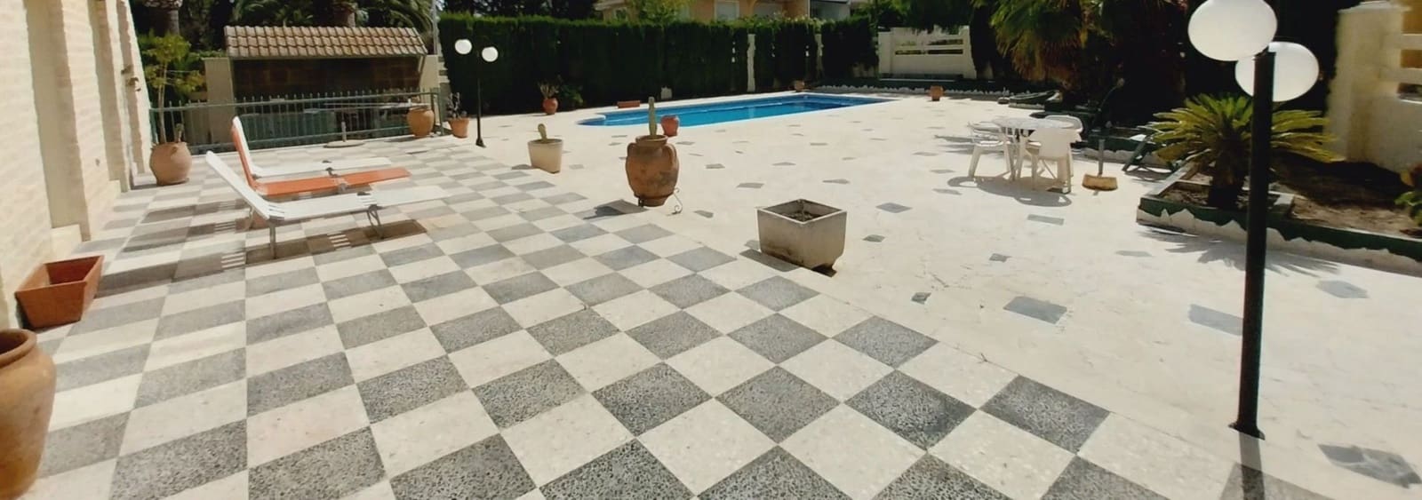 5 bedroom Villa for sale in Benidorm with pool - € 735,000 (Ref: 8449886)