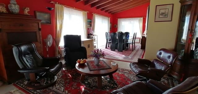 Chalet de 5 habitaciones en Alfaz del Pi / L'Alfàs del Pi en venta con piscina - 729.000 € (Ref: 8449888)