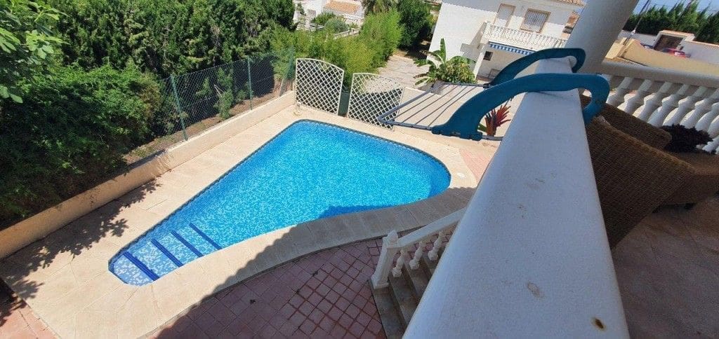 5 bedroom Villa for sale in Alfaz del Pi / L'Alfas del Pi with pool - € 550,000 (Ref: 8469960)