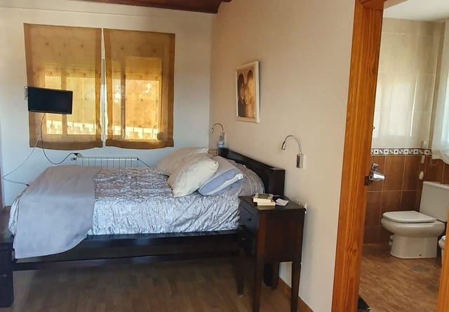 5 slaapkamer Villa te koop in Alfaz del Pi / L'Alfàs del Pi met zwembad - € 550.000 (Ref: 8469960)