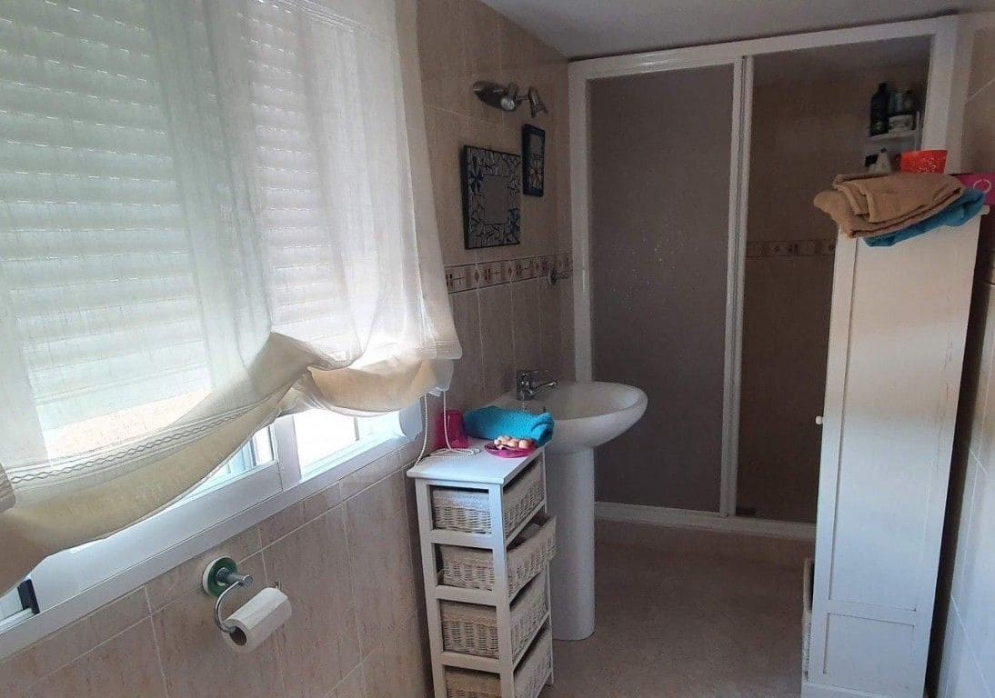 5 bedroom Villa for sale in Alfaz del Pi / L'Alfas del Pi with pool - € 550,000 (Ref: 8469960)