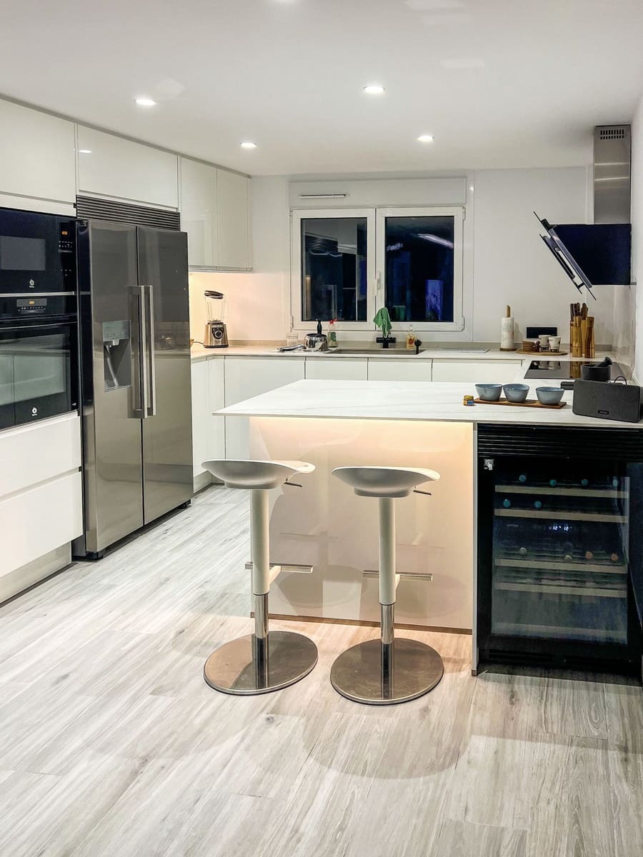 4 soverom Villa til salgs i Alfaz del Pi / L'Alfas del Pi med svømmebasseng garasje - € 1 195 000 (Ref: 8475830)