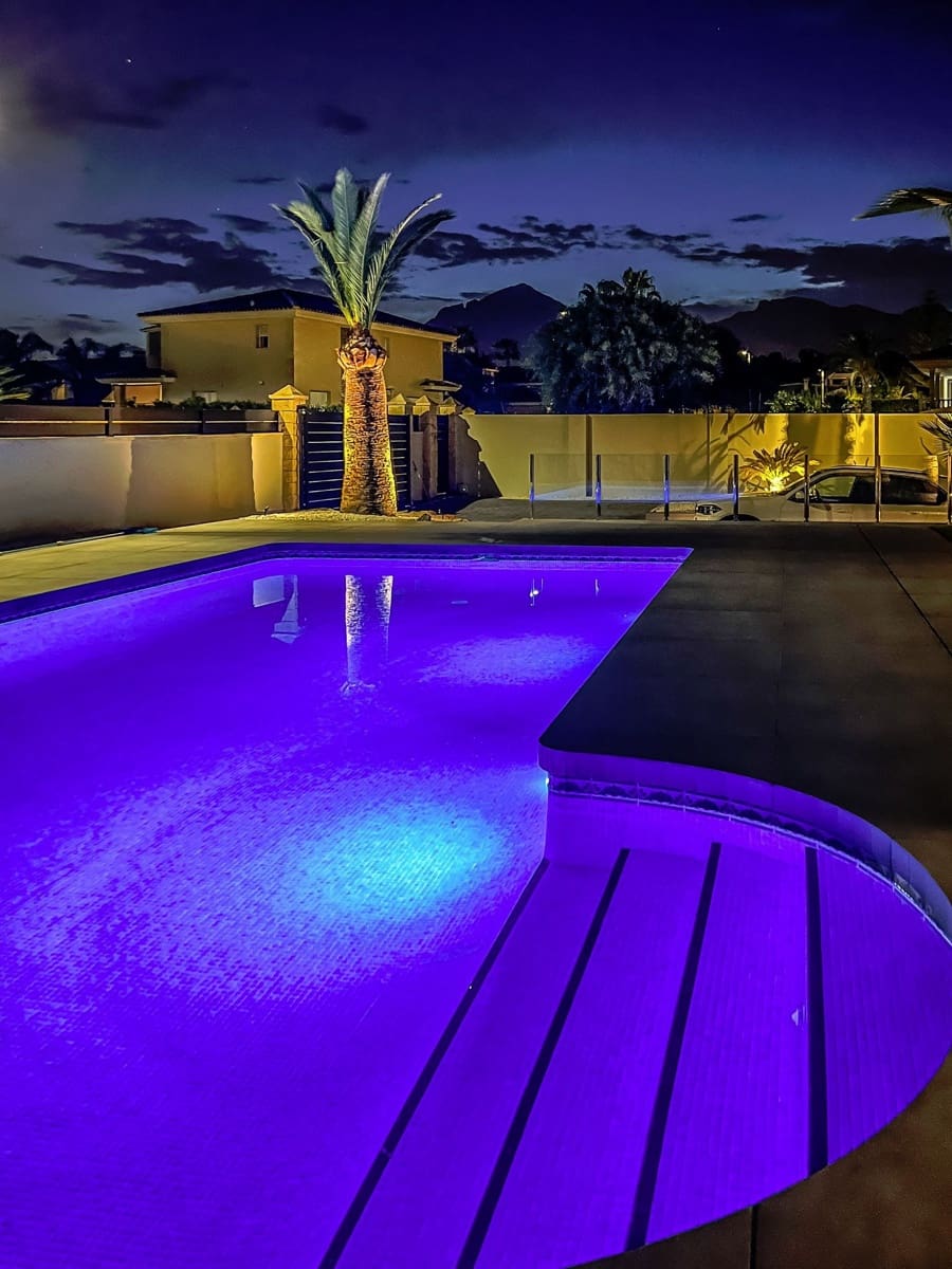 4 soverom Villa til salgs i Alfaz del Pi / L'Alfas del Pi med svømmebasseng garasje - € 1 195 000 (Ref: 8475830)