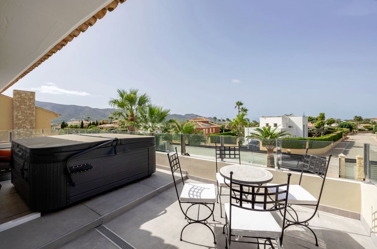 4 soverom Villa til salgs i Alfaz del Pi / L'Alfas del Pi med svømmebasseng garasje - € 1 195 000 (Ref: 8475830)