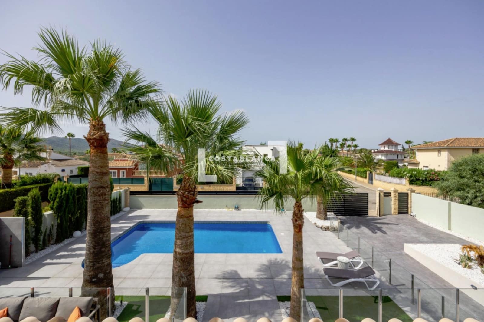 4 soverom Villa til salgs i Alfaz del Pi / L'Alfas del Pi med svømmebasseng garasje - € 1 195 000 (Ref: 8475830)