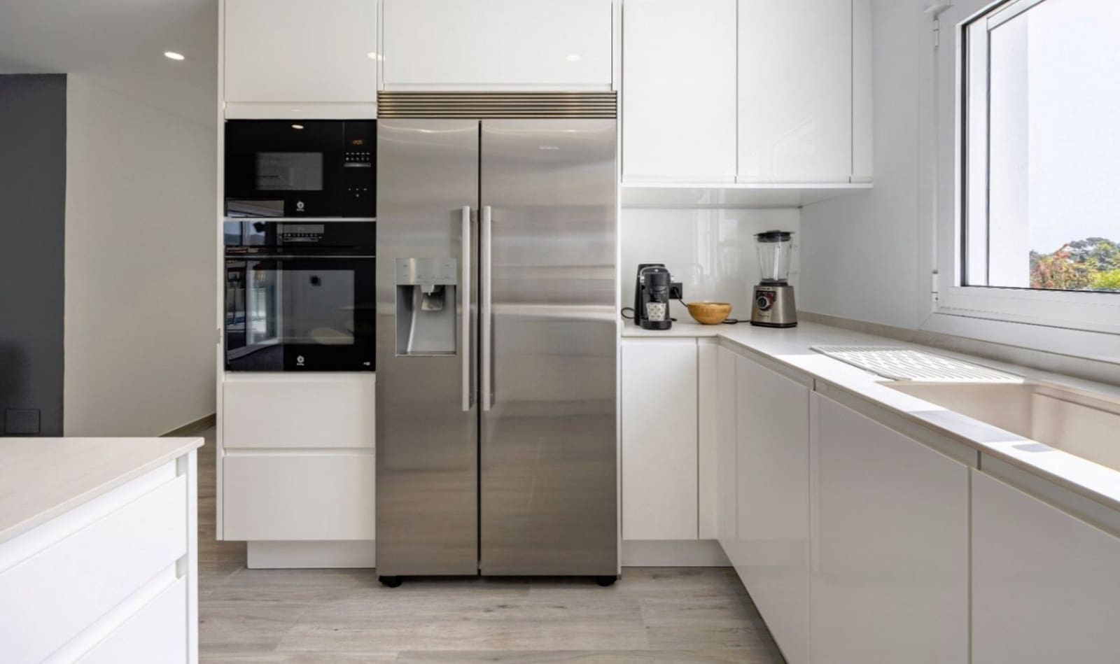 4 soverom Villa til salgs i Alfaz del Pi / L'Alfas del Pi med svømmebasseng garasje - € 1 195 000 (Ref: 8475830)