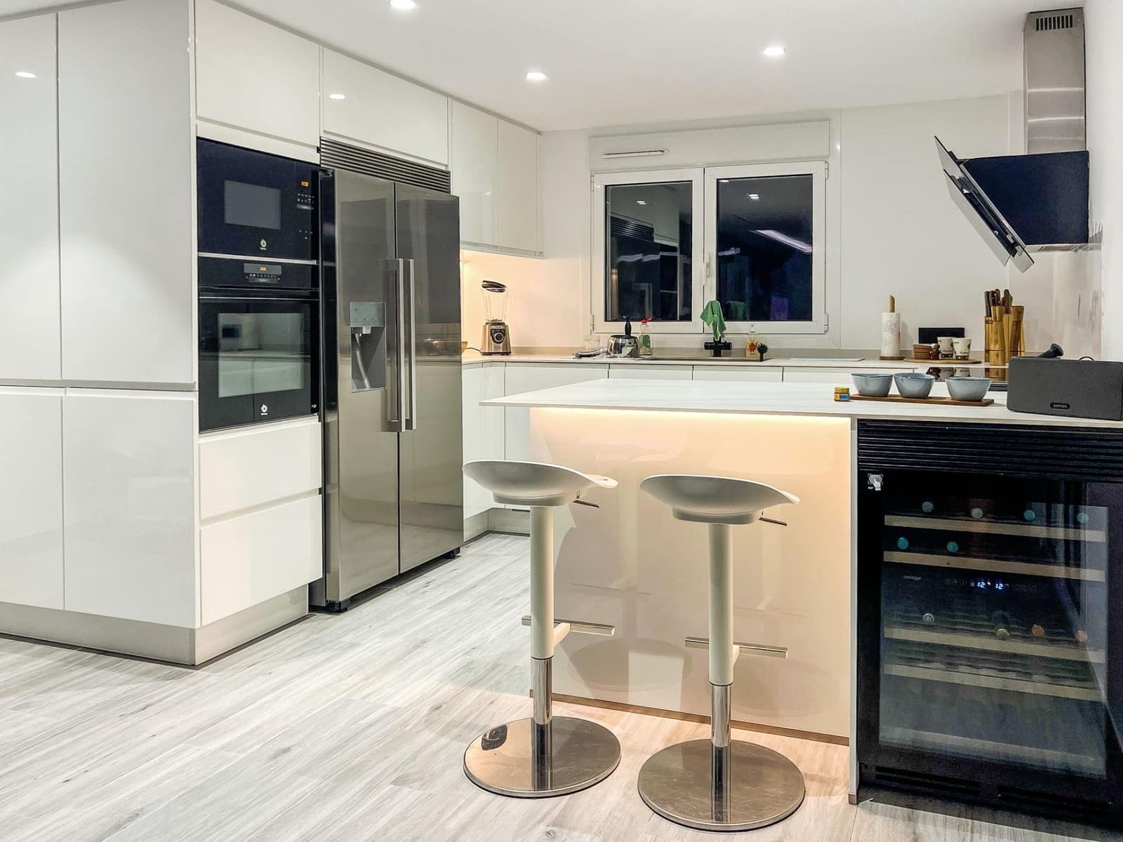 4 soverom Villa til salgs i Alfaz del Pi / L'Alfas del Pi med svømmebasseng garasje - € 1 195 000 (Ref: 8475830)