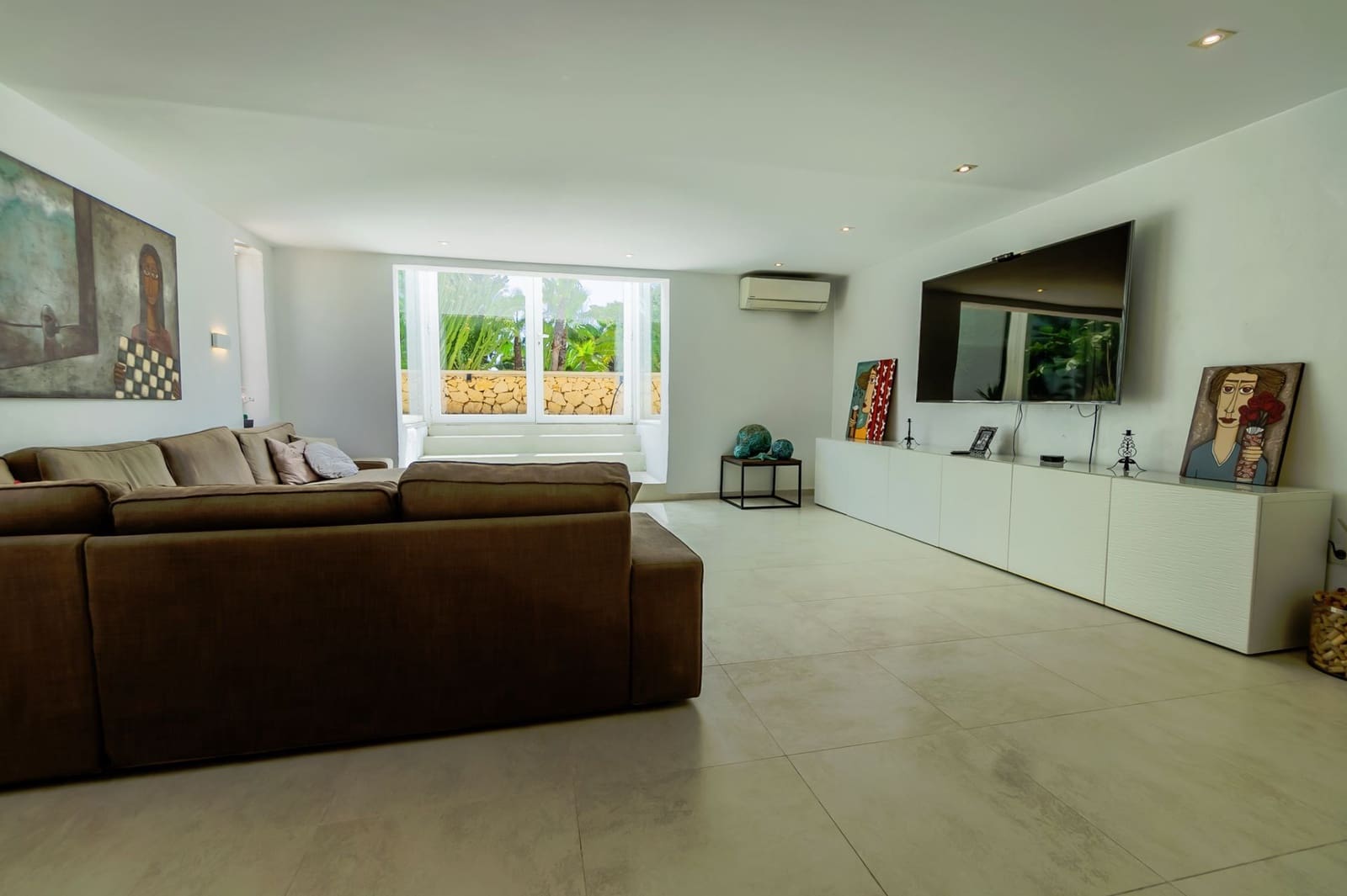 5 makuuhuone Huvila myytävänä paikassa La Nucia mukana uima-altaan 
autotalli - 695 000 € (Ref: 8797140)