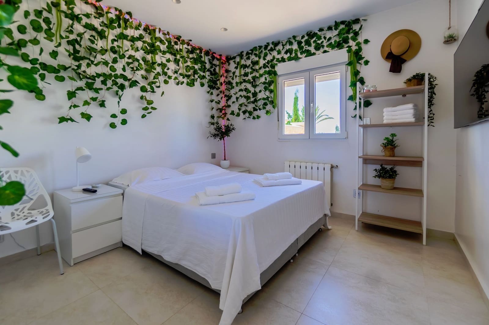 5 makuuhuone Huvila myytävänä paikassa La Nucia mukana uima-altaan 
autotalli - 695 000 € (Ref: 8797140)