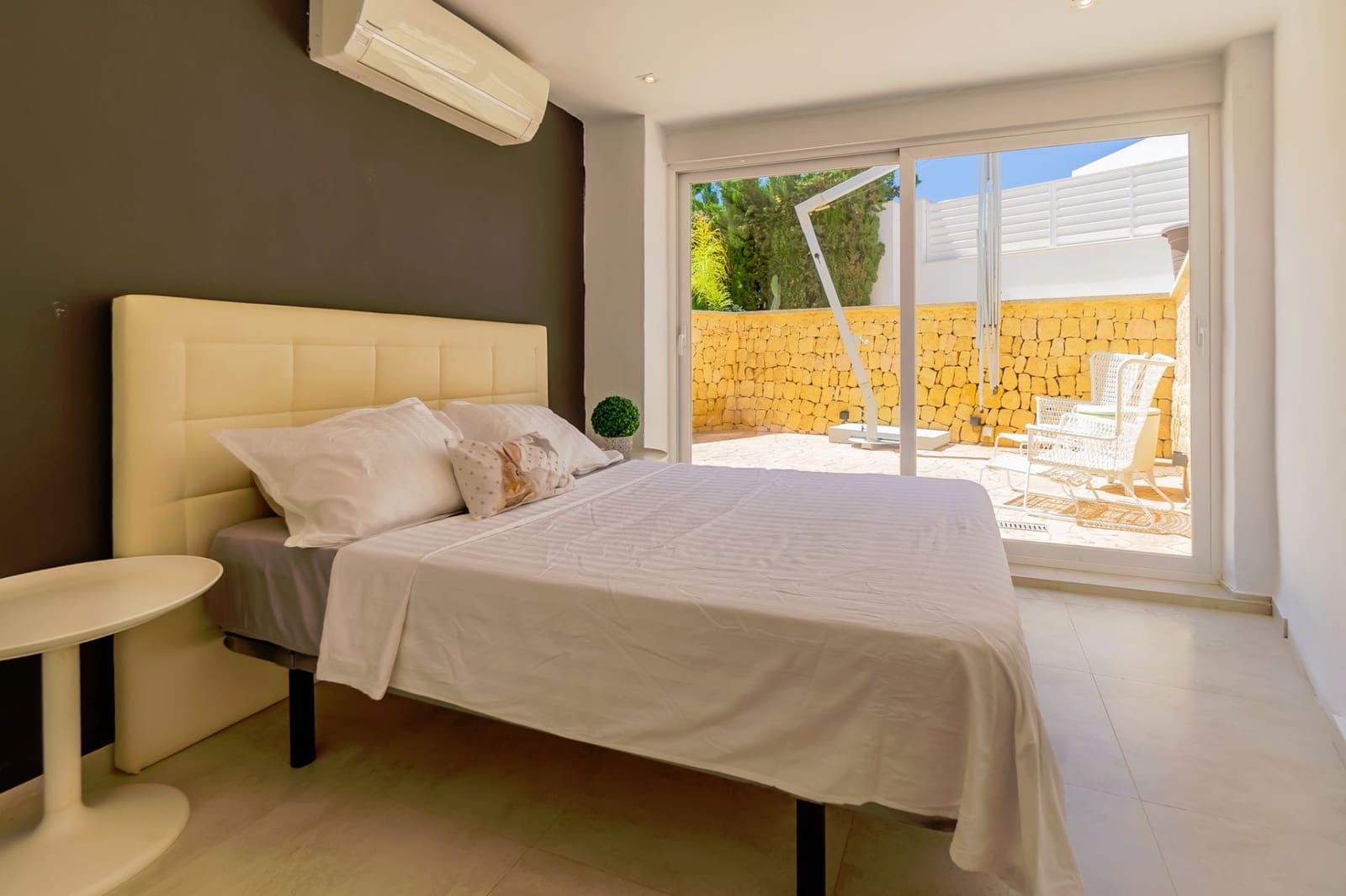 5 makuuhuone Huvila myytävänä paikassa La Nucia mukana uima-altaan 
autotalli - 695 000 € (Ref: 8797140)