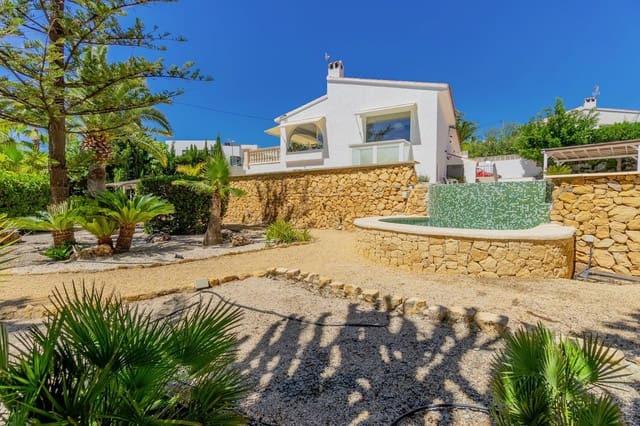 5 makuuhuone Huvila myytävänä paikassa La Nucia mukana uima-altaan 
autotalli - 695 000 € (Ref: 8797140)