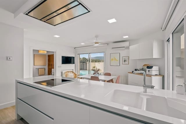 3 Zimmer Doppelhaus zu verkaufen in Alfaz del Pi / L'Alfàs del Pi mit Pool Garage - 630.000 € (Ref: 8800812)