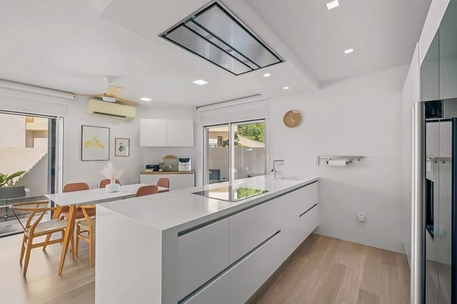 3 Zimmer Doppelhaus zu verkaufen in Alfaz del Pi / L'Alfàs del Pi mit Pool Garage - 630.000 € (Ref: 8800812)