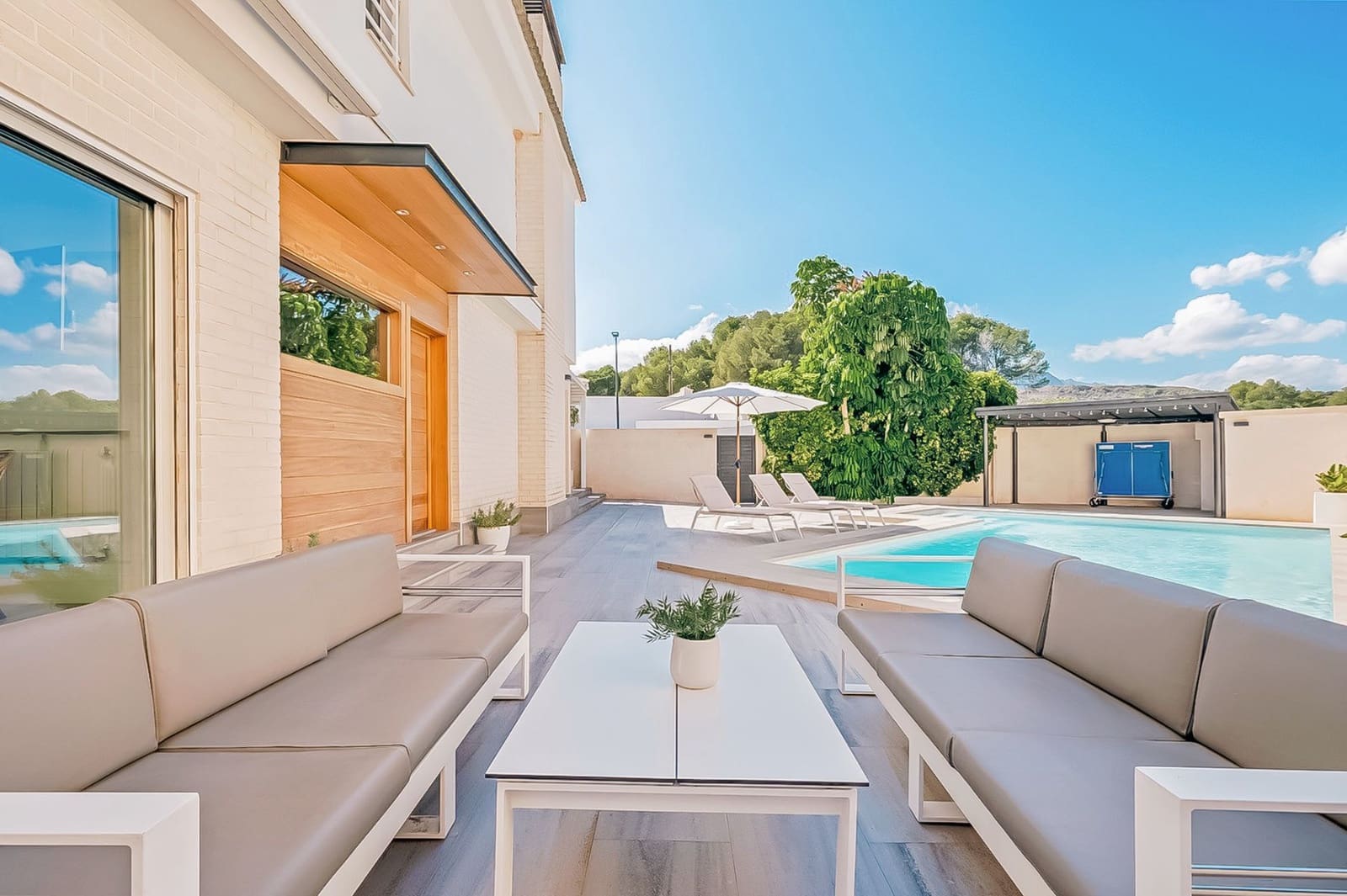 3 soveværelse Semi-Rækkehus til salg i Alfaz del Pi / L'Alfas del Pi med swimmingpool garage - € 630.000 (Ref: 8800812)