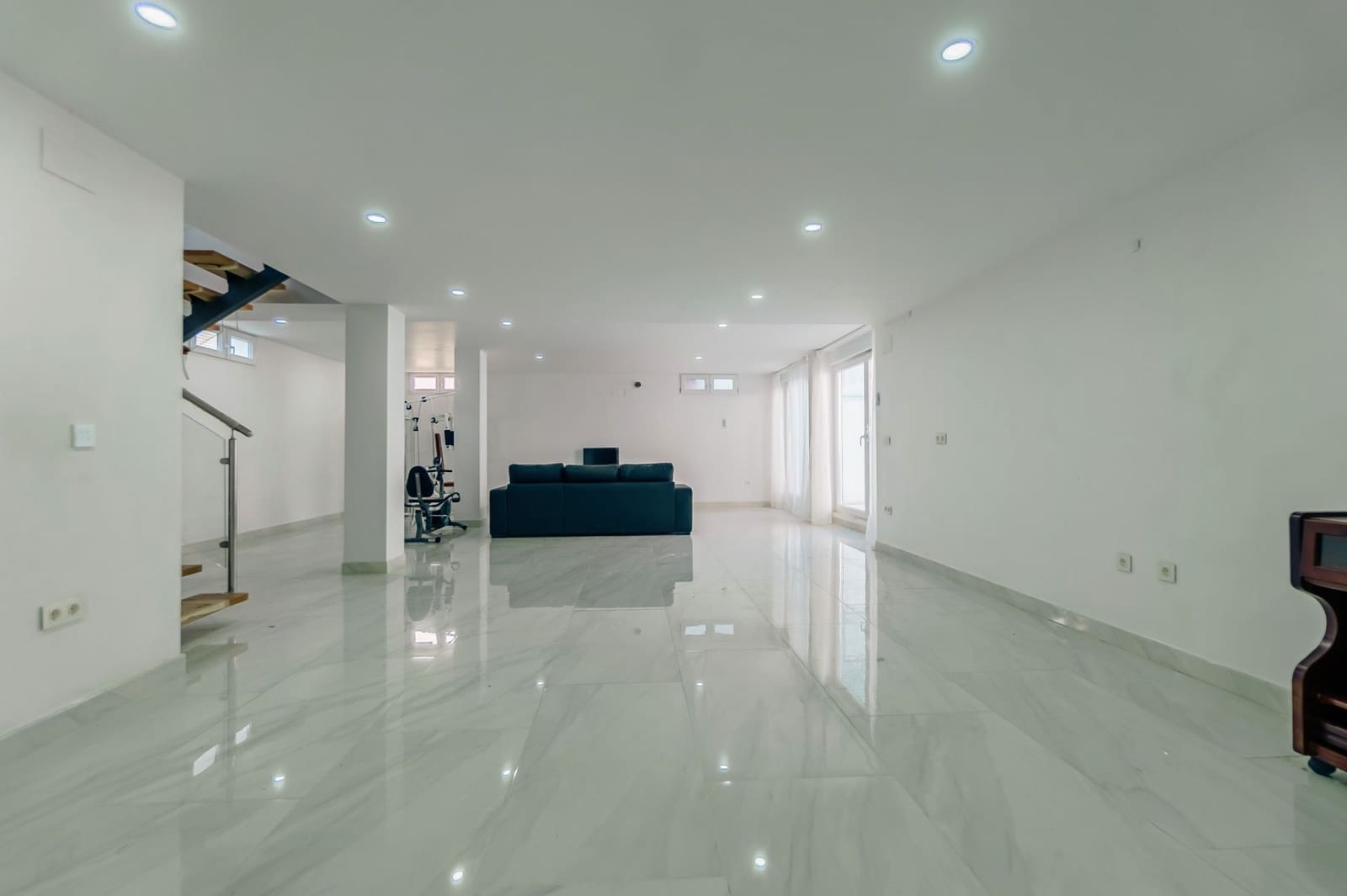 4 soverom Villa til salgs i La Nucia med svømmebasseng garasje - € 600 000 (Ref: 8805698)