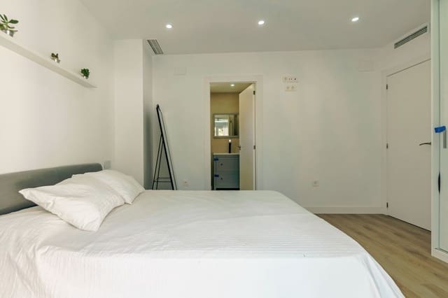 4 soverom Villa til salgs i La Nucia med svømmebasseng garasje - € 600 000 (Ref: 8805698)