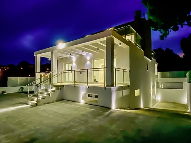 4 soverom Villa til salgs i La Nucia med svømmebasseng garasje - € 600 000 (Ref: 8805698)