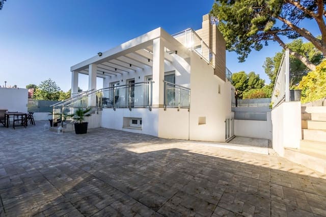 4 soverom Villa til salgs i La Nucia med svømmebasseng garasje - € 600 000 (Ref: 8805698)