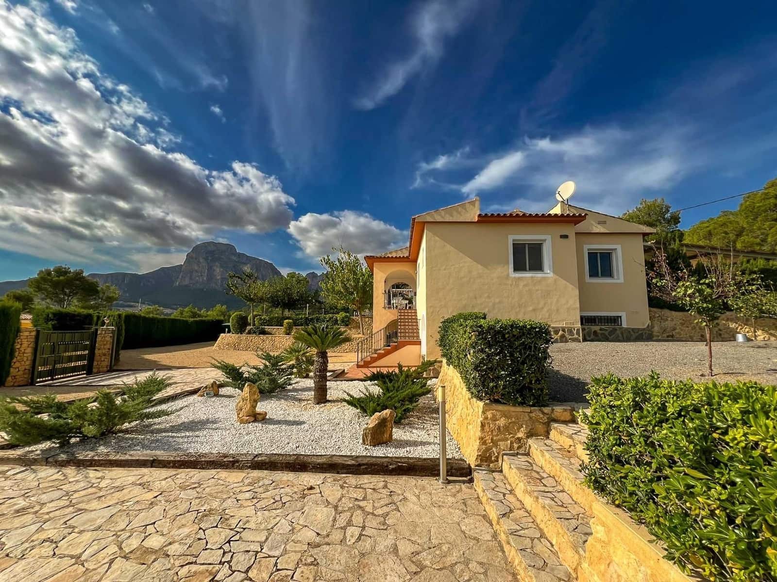 4 camera da letto Villa in vendita in Polop con piscina garage - 695.000 € (Rif: 8881309)