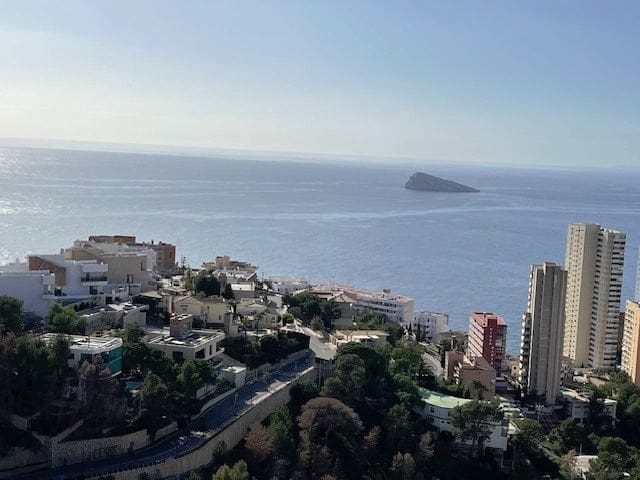 2 soverom Penthouse til salgs i Benidorm med svømmebasseng garasje - € 890 000 (Ref: 8892782)