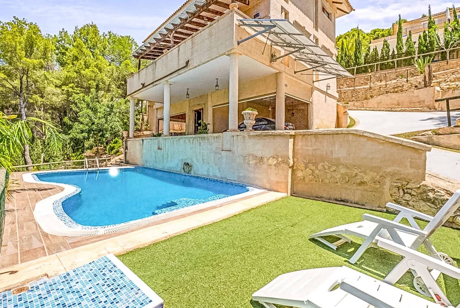 4 Zimmer Villa zu verkaufen in Altea mit Pool Garage - 632.000 € (Ref: 8910811)