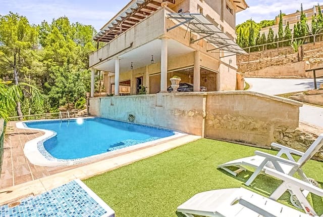 4 Zimmer Villa zu verkaufen in Altea mit Pool Garage - 632.000 € (Ref: 8910811)