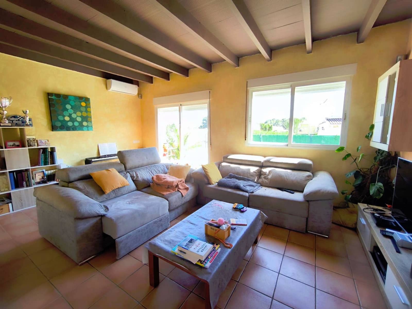 5 soverom Villa til salgs i La Nucia med svømmebasseng garasje - € 430 000 (Ref: 9012012)