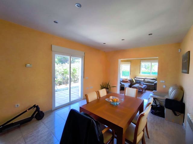 5 soverom Villa til salgs i La Nucia med svømmebasseng garasje - € 430 000 (Ref: 9012012)