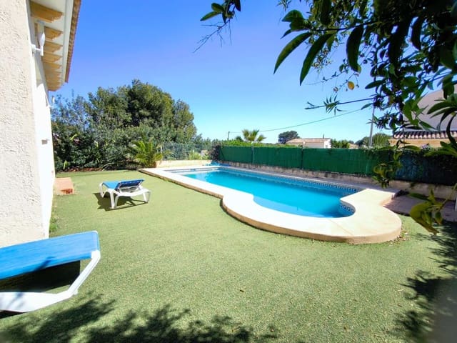 4 Zimmer Villa zu verkaufen in La Nucia mit Pool Garage - 430.000 € (Ref: 9012012)