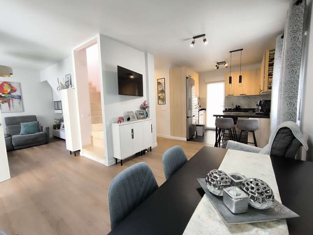 3 Zimmer Villa zu verkaufen in Polop mit Pool Garage - 340.000 € (Ref: 9022939)