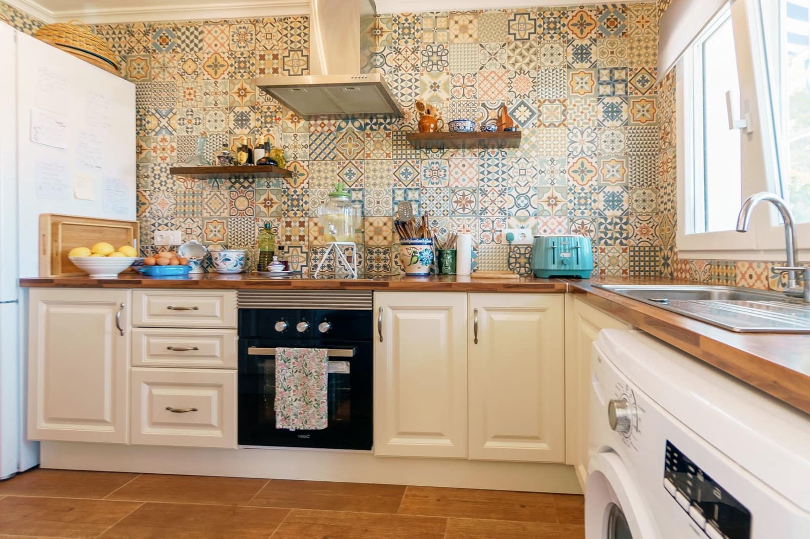 4 makuuhuone Huvila myytävänä paikassa La Nucia mukana uima-altaan 
autotalli - 559 000 € (Ref: 9058998)