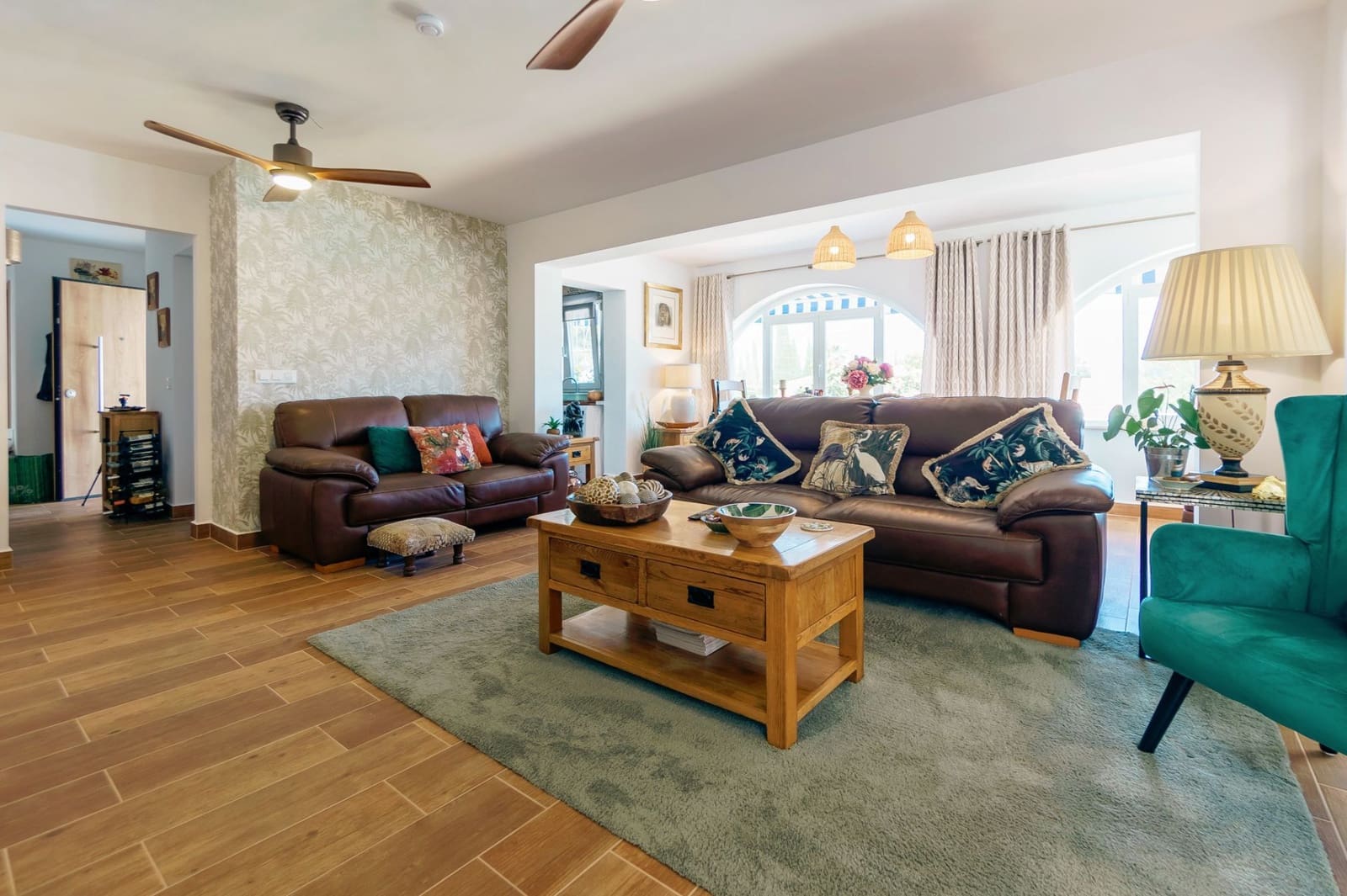 4 makuuhuone Huvila myytävänä paikassa La Nucia mukana uima-altaan 
autotalli - 559 000 € (Ref: 9058998)