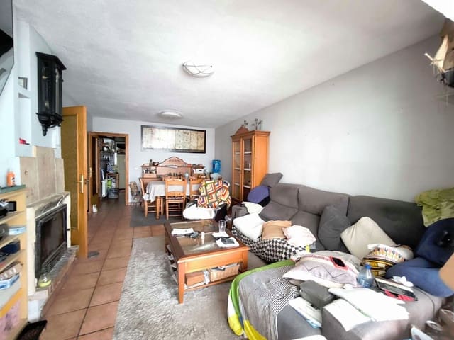 4 soverom Kjedet enebolig til salgs i La Nucia med svømmebasseng garasje - € 320 000 (Ref: 9075715)