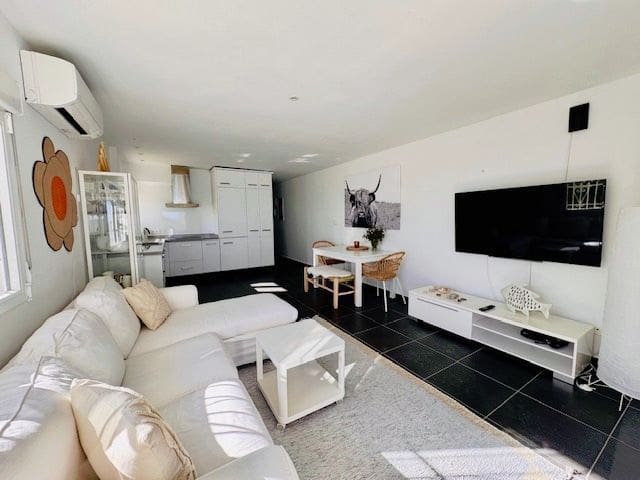 2 bedroom Apartment for sale in Altea - € 365,000 (Ref: 9113820)