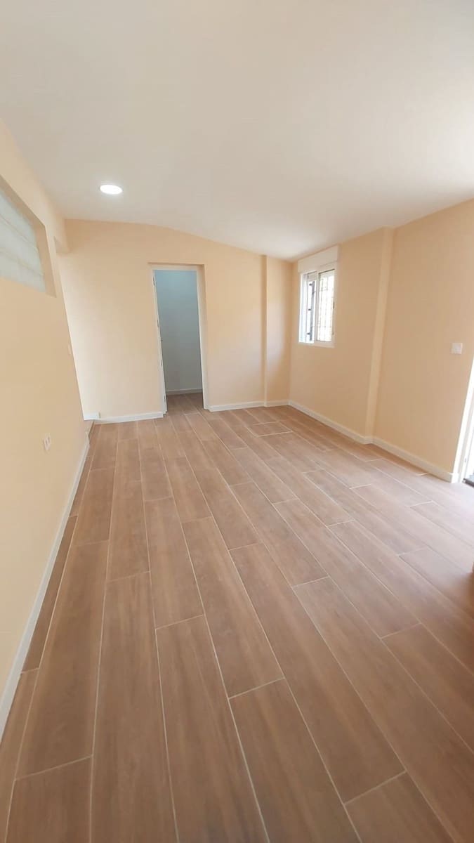 5 Zimmer Villa zu verkaufen in La Nucia mit Pool Garage - 490.000 € (Ref: 9136907)