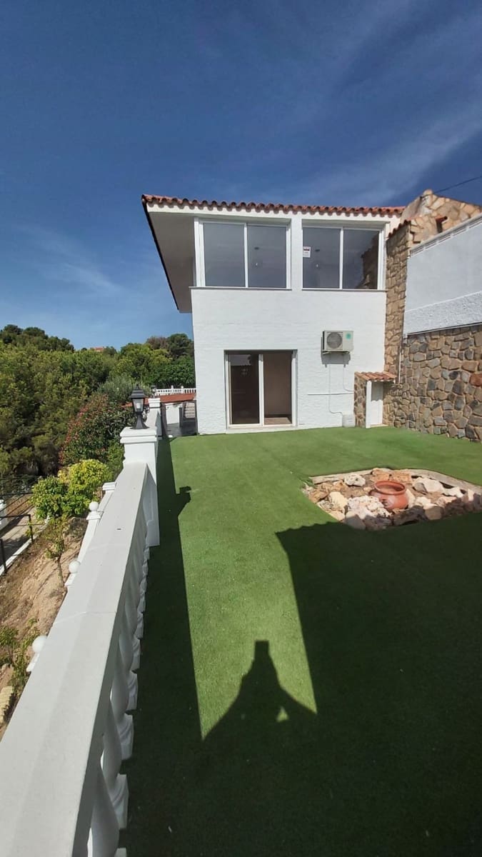 5 Zimmer Villa zu verkaufen in La Nucia mit Pool Garage - 490.000 € (Ref: 9136907)