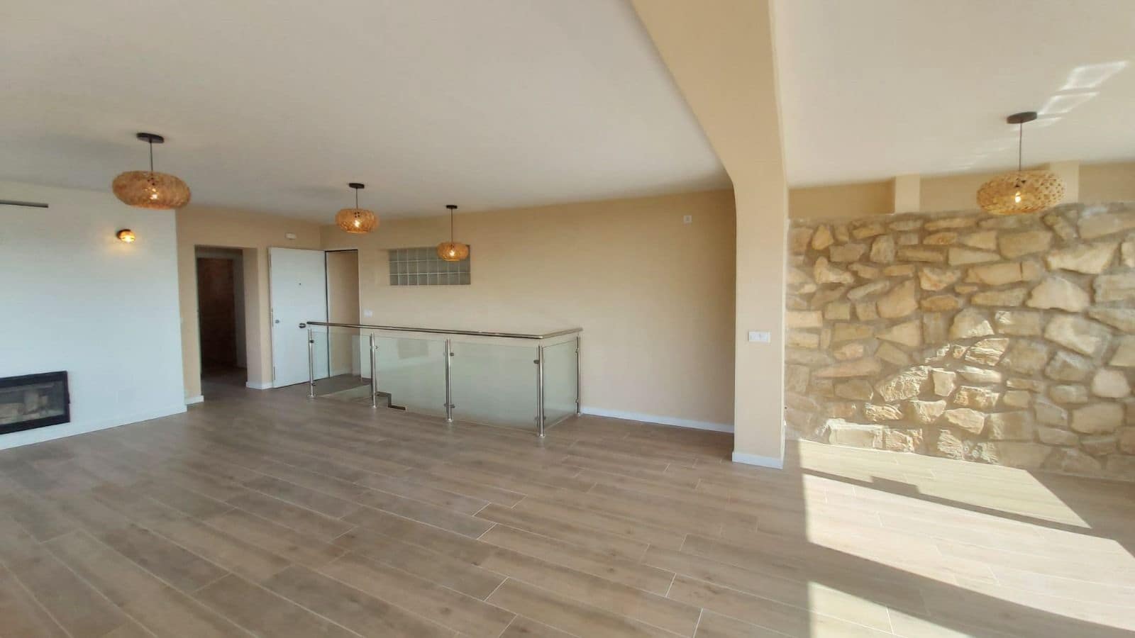 5 Zimmer Villa zu verkaufen in La Nucia mit Pool Garage - 490.000 € (Ref: 9136907)