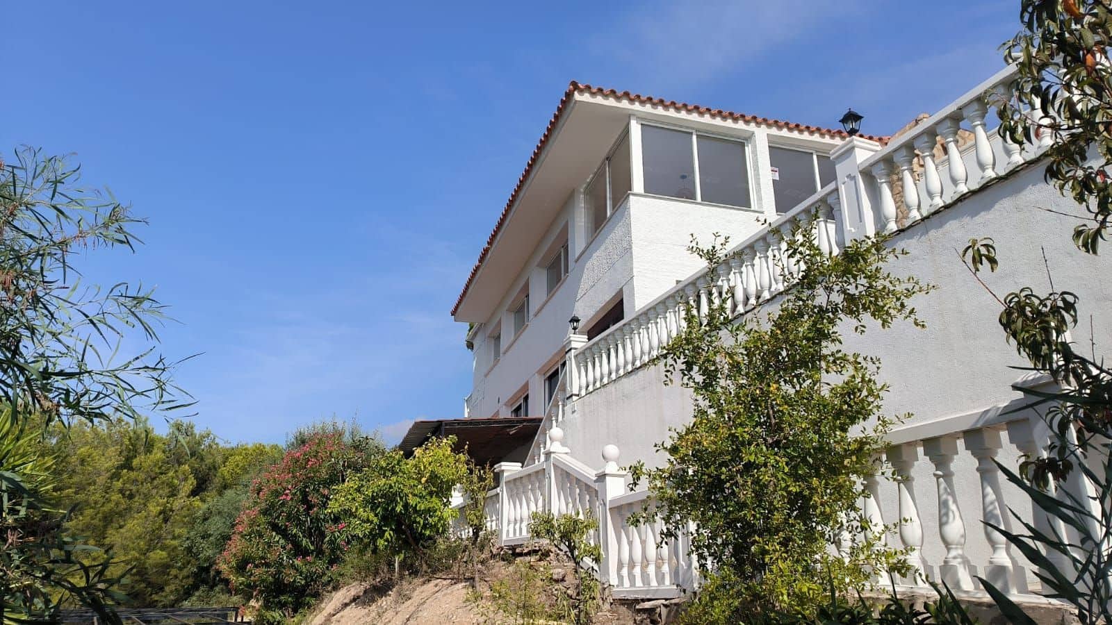 5 Zimmer Villa zu verkaufen in La Nucia mit Pool Garage - 490.000 € (Ref: 9136907)