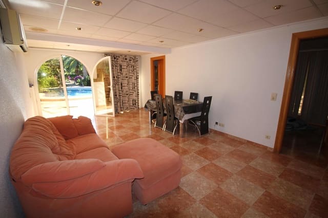 5 camera da letto Villa in vendita in La Nucia con piscina garage - 589.000 € (Rif: 9151720)