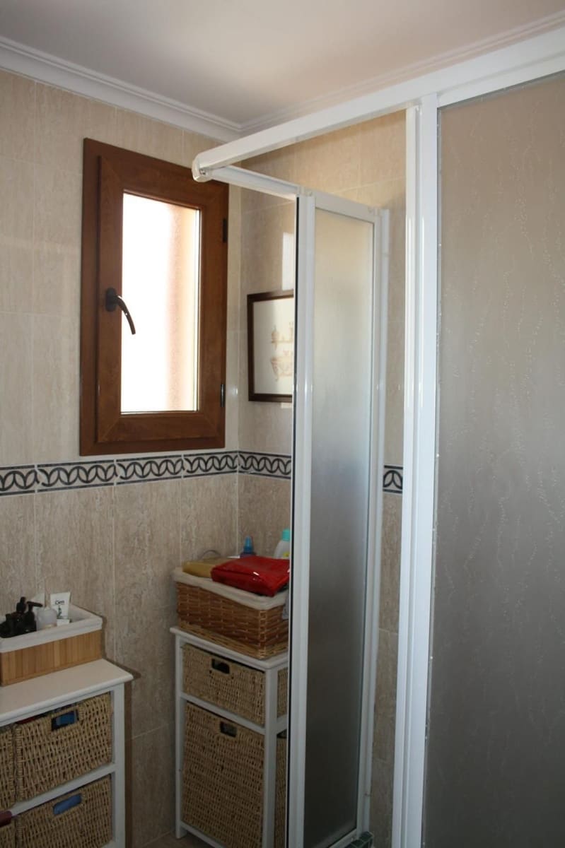 3 soveværelse Semi-Rækkehus til salg i Finestrat med swimmingpool - € 410.000 (Ref: 9183289)