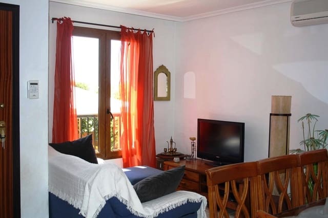 3 soverom Kjedet enebolig til salgs i Finestrat med svømmebasseng - € 410 000 (Ref: 9183289)