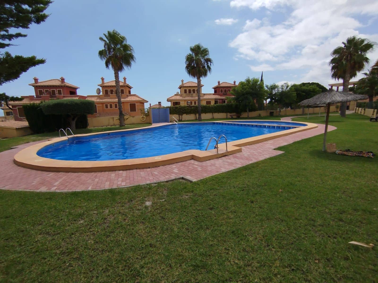 3 soveværelse Semi-Rækkehus til salg i Finestrat med swimmingpool - € 410.000 (Ref: 9183289)