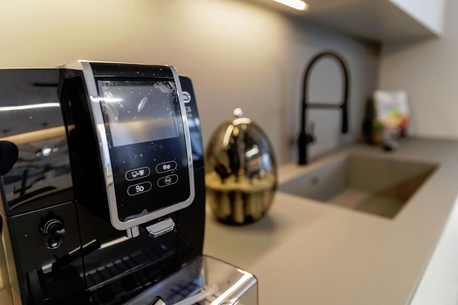 5 soverom Villa til salgs i Albir med svømmebasseng garasje - € 2 250 000 (Ref: 9183291)