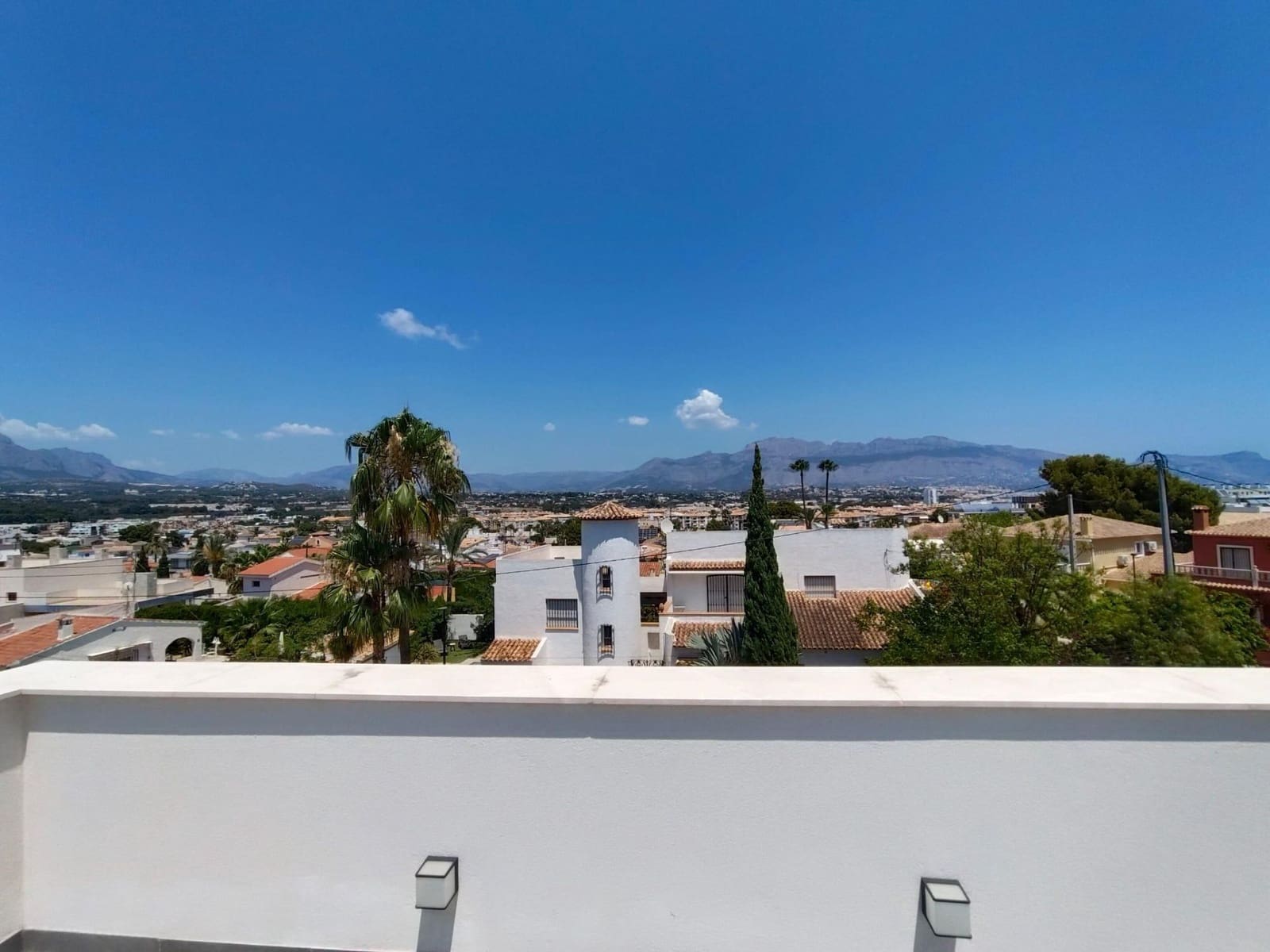 5 soverom Villa til salgs i Albir med svømmebasseng garasje - € 2 250 000 (Ref: 9183291)